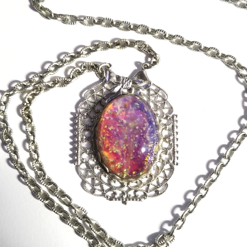 Vintage necklace glass dragon breath faux opal Art Deco silver tone